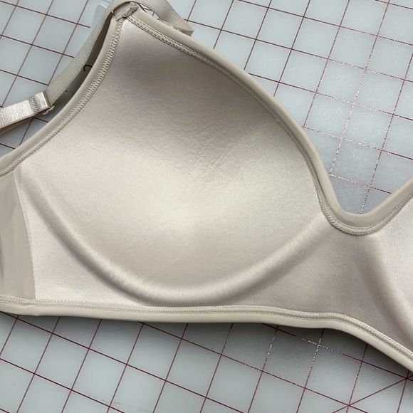 RENE ROFE NWT Beige 3 Hook Comfort Molded Padded Cup Wire Free Bra SZ 36D - Picture 6 of 10
